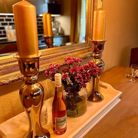 Deluxe Altbaucharme In Zentraler Lage Apartment Кил Екстериор снимка