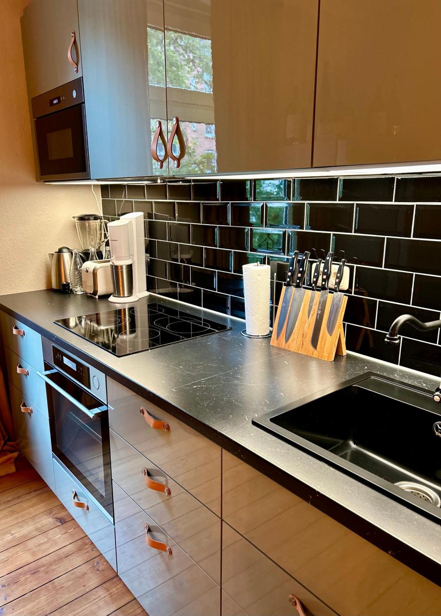 Deluxe Altbaucharme In Zentraler Lage Apartment Кил Екстериор снимка